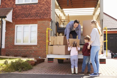 Man with van removal service for homes in Finsbury