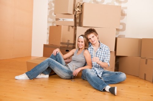 Local moving truck for flats and offices in Finsbury