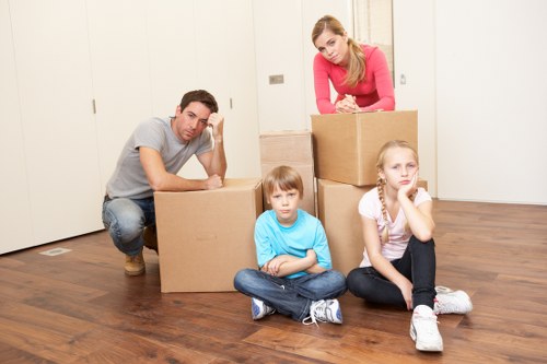 Residential and office removals van support in Finsbury