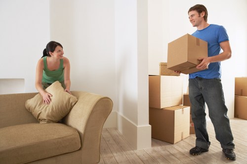 Commercial moving van support for offices in Finsbury